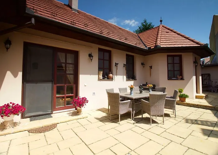 Leo Vendeghaz Maison d'hôtes 4*